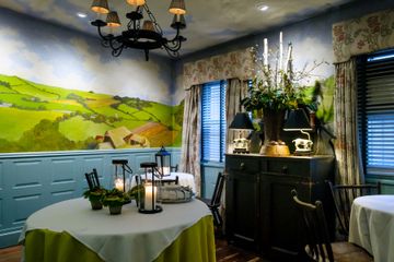 Interior Kings' Carriage House. Tea Shops British Upper East Side Yorkville