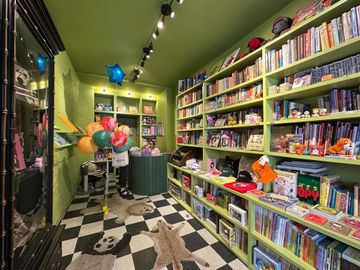 pillow-cat-books-4 Bookstores East Village