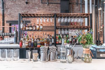 Till and Sprocket / Interface 11 Cafes Chelsea Tenderloin