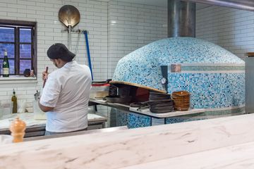 Till and Sprocket / Interface 19 Cafes Chelsea Tenderloin