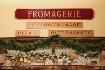 Artisanal Fromagerie Bistro 16 Cheese Brasseries Brunch French Bars Wine Bars Murray Hill Nomad
