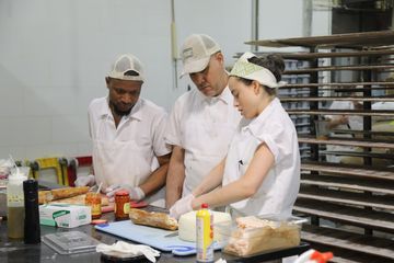 Sullivan Street Bakery 44 Bakeries GrabGoLunch Midtown West Hells Kitchen