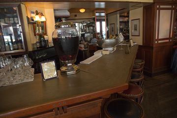 Le Bateau Ivre 5 French Wine Bars Midtown Midtown East Turtle Bay