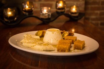 Al Bustan 18 Lebanese Midtown East