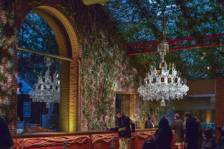 Hudson New York 1 Bars Hotels Burgers Midtown West Midtown