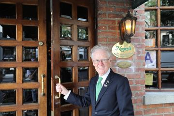 Neary's 6 American Irish Late Night Eats Midtown East