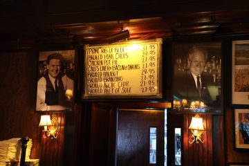 Neary's 10 American Irish Late Night Eats Midtown East