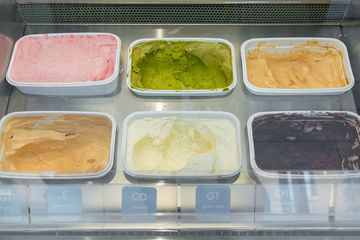 Besfren Cafe 6 Tea Shops Cafes Gluten Free Dessert Tenderloin Koreatown Chelsea