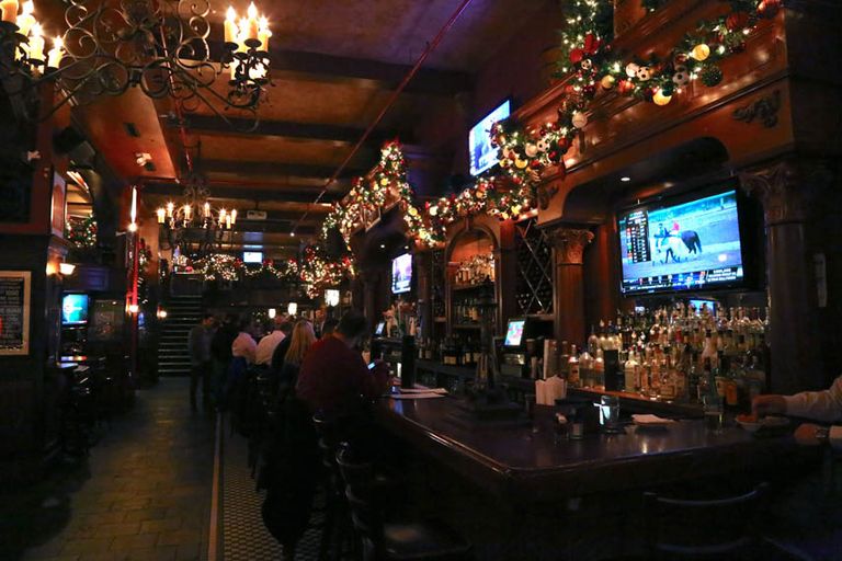 Legends Bar 1 American Bars Brunch Sports Bars Koreatown Midtown South Tenderloin