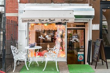 Rose & Basil 15 Gluten Free Chocolate Candy Sweets Coffee Shops East Village