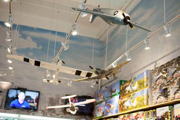 Pilotage Fun & Hobby 1 Toys Arts and Crafts Murray Hill Tenderloin Koreatown Garment District