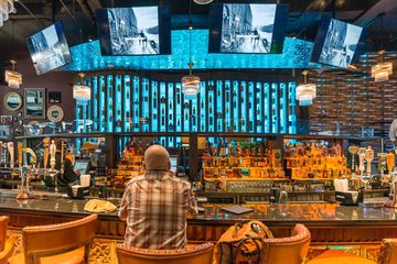 McGettigan's 17 American Bars Beer Bars Pubs Irish Tenderloin Koreatown Garment District Midtown West