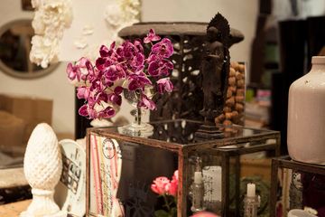 Prudence Design & Events 1 Vintage Furniture Florists Event Planners Hells Kitchen Garment District Hudson Yards