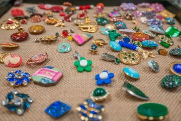 Lou Lou Buttons 21 Buttons and Zippers Midtown West Tenderloin Garment District