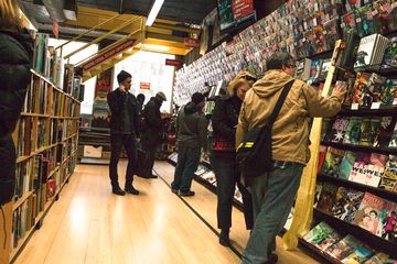 Midtown Comics 2 Comics Hudson Yards Times Square Garment District