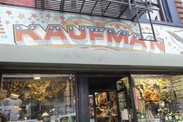 Kaufman's Army & Navy 17 Mens Clothing Garment District Midtown West Times Square Hells Kitchen