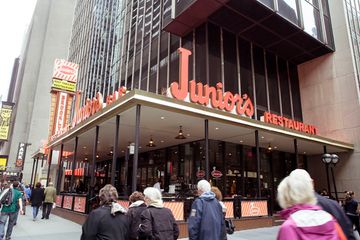 Junior's 1 American Bakeries Breakfast Midtown West Theater District Times Square
