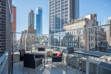 Up on 20 7 Bars Rooftop Bars Tenderloin Koreatown Chelsea