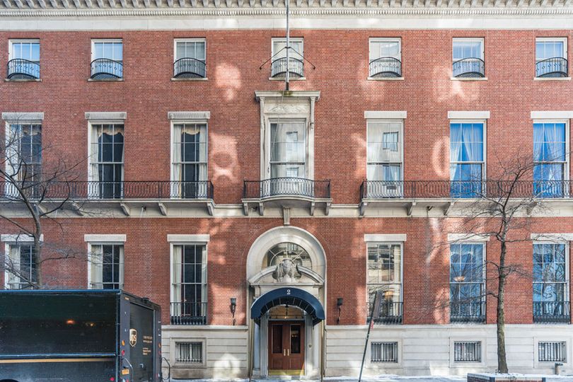 The Knickerbocker Club