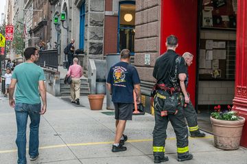 FDNY Engine 39/Ladder 16 6 Fire Stations Upper East Side Uptown East Lenox Hill