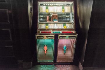 The Ribbon 14 American Upper West Side