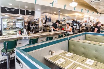 EJ's Luncheonette 2 Diners Breakfast American Gluten Free Uptown East Upper East Side