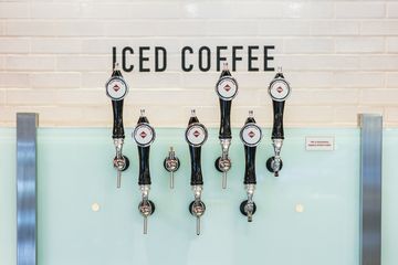 Bustler Coffee 8 Cafes Coffee Shops Breakfast Midtown East