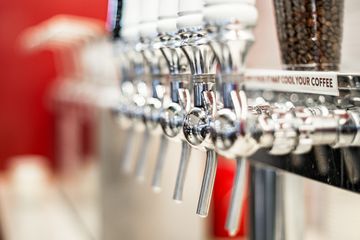 Bustler Coffee 10 Cafes Coffee Shops Breakfast Midtown East