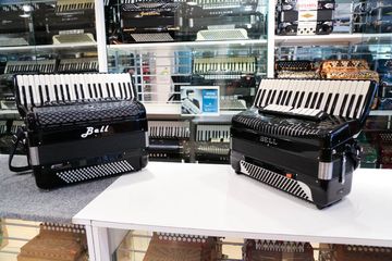 Alex Bell Accordions 7 Music and Instruments Midtown West
