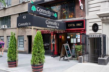 Connolly's Restaurant and Pub 1 American Bars Irish Pubs Midtown West