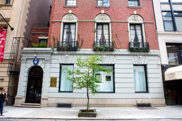 Consulate General of Argentina and Promotion Center 1 Missions and Consulates Art and Photography Galleries undefined