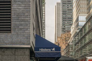 Hastens 4 Beds and Bedding Midtown East Midtown