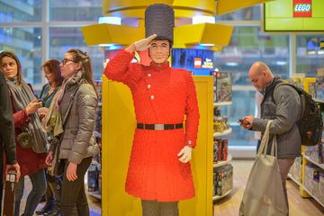 FAO Schwarz 10 Toys Midtown East Midtown