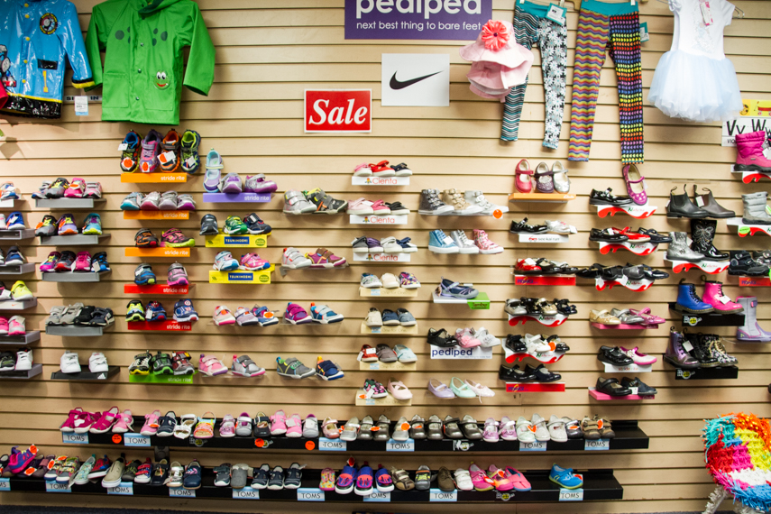 Children's shoe best sale stores near me