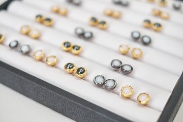 Of Mercer 8 Women's Accessories Women's Clothing Flatiron