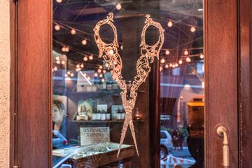 Seamstress 15 Bars American Uptown East Upper East Side