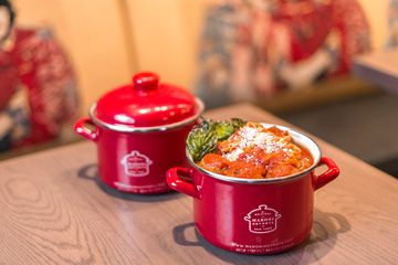 Maroni Hot Pots 1 Italian Uptown East Upper East Side