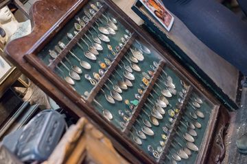 Lifshitz Gallery 10 Antiques Uptown East Upper East Side