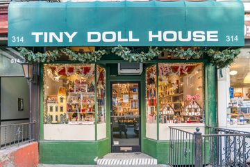 Tiny Doll House 2 Dolls Doll Houses For Kids Uptown East Upper East Side