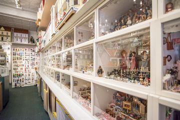 Tiny Doll House 4 Dolls Doll Houses For Kids Uptown East Upper East Side