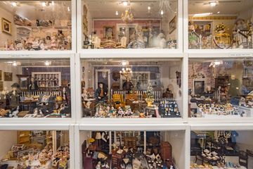 Tiny Doll House 5 Dolls Doll Houses For Kids Uptown East Upper East Side