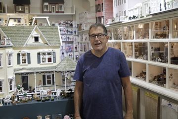 Tiny Doll House 24 Dolls Doll Houses For Kids Uptown East Upper East Side