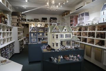 Tiny Doll House 19 Dolls Doll Houses For Kids Upper East Side Uptown East