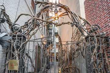 Cynthia Rowley & CuRious Candy 2 Women's Clothing Chocolate Candy Sweets Uptown East Upper East Side