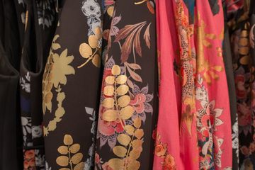 Cynthia Rowley & CuRious Candy 7 Women's Clothing Chocolate Candy Sweets Uptown East Upper East Side