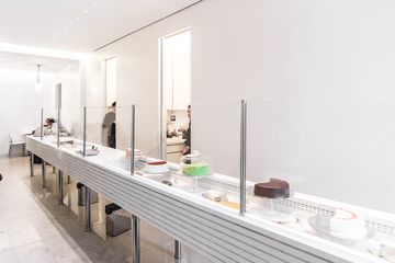 Lady M Confections 6 Specialty Cakes Bakeries Dessert Upper East Side Uptown East