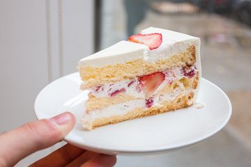 Lady M Confections 9 Specialty Cakes Bakeries Dessert Upper East Side Uptown East