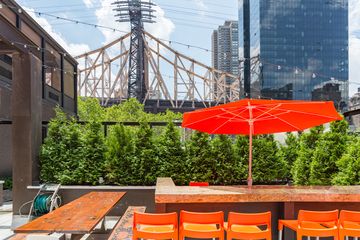 Service Station 19 Italian Pizza Upper East Side Uptown East