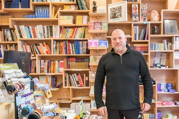 Choices Books & Gift Shop 1 Novelty Bookstores Uptown East Upper East Side