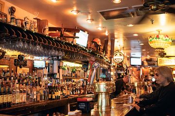 Ryan's Daughter 12 Bars Beer Bars Upper East Side Yorkville